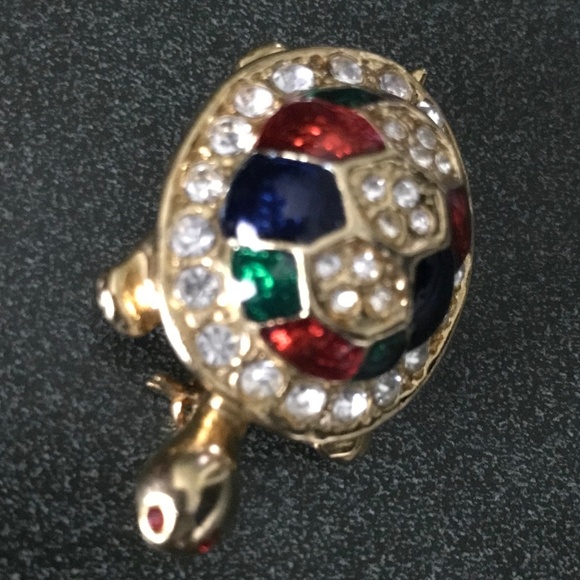 Turtle Gold Tone Brooch With Multi Color Stones Shell and White Rhinestones - Picture 3 of 6